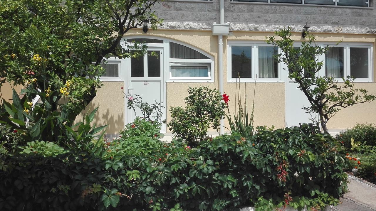 Kotor Kelly Apartments エクステリア 写真